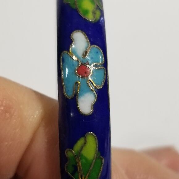 Vintage Cloisonne enamel bangle bracelet two and one half in - Picture 13 of 16